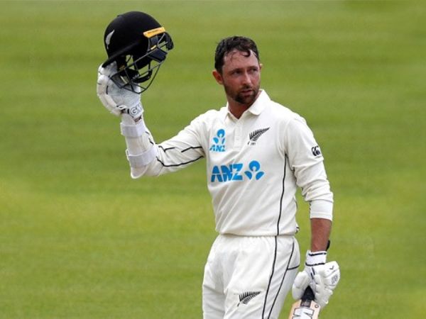 దూసుకొచ్చిన కాన్వే..