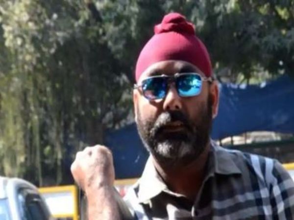 సిరాజ్కు అవకాశాలు ఇవ్వాలి: సిరాజ్కు అవకాశాలు ఇవ్వాలి: