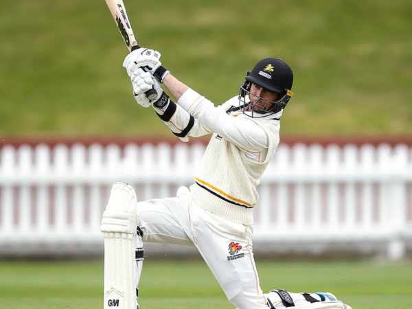  దక్షిణాఫ్రికాను వీడి..