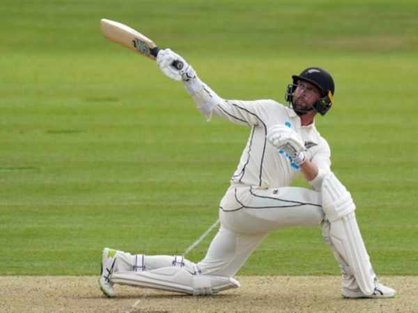  50 శాతం పరుగులు అతనివే..