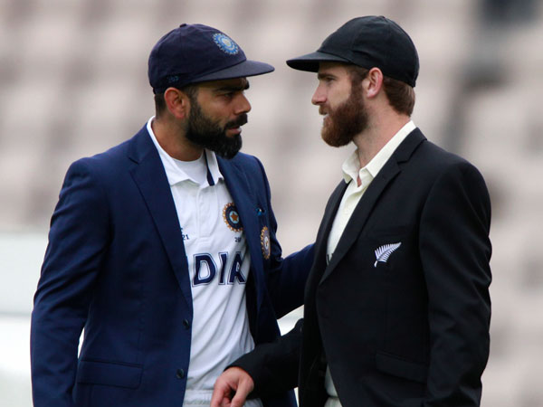 నేరుగా కోహ్లీ వద్దకు వచ్చి నేరుగా కోహ్లీ వద్దకు వచ్చి