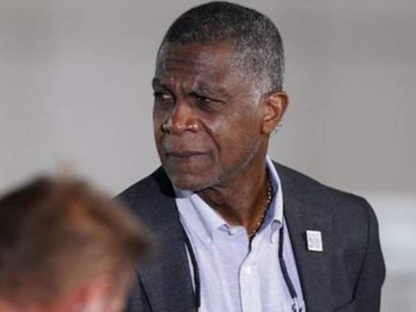 జాతీయ జట్టు తరఫున ఆడటం లేదు: