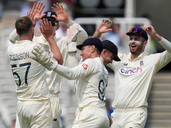 న్యూజిలాండ్ 246/3