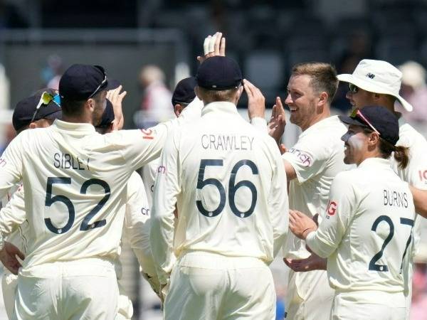 న్యూజిలాండ్ 378