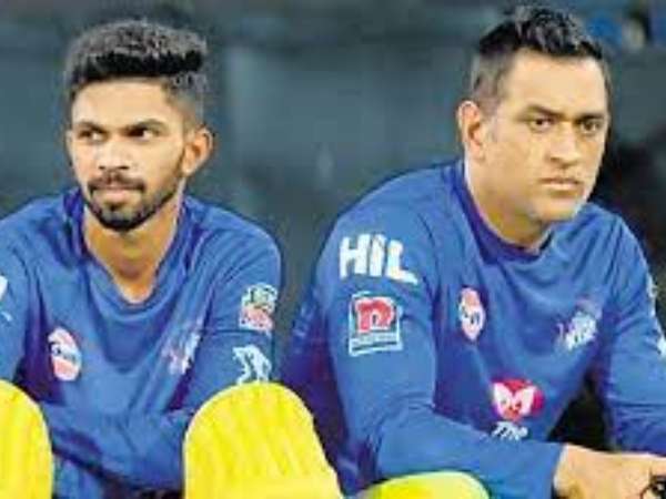 సిగ్గు ఎక్కువని ధోనీకి తెలుసు: