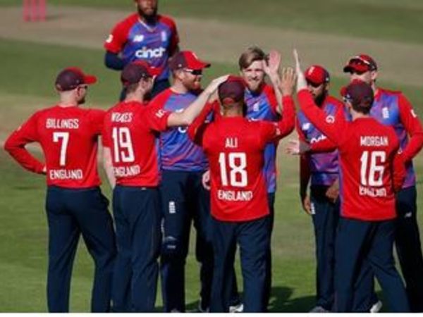  అన్‌ఫాలో క్రికెటర్స్: