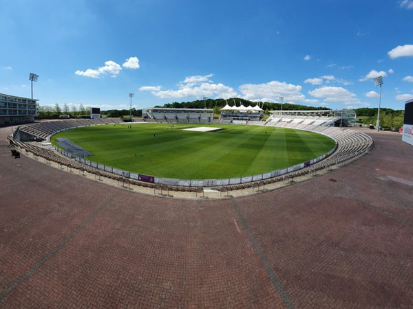 ప్రాక్టీస్‌ చేస్తున్న ప్లేయర్స్