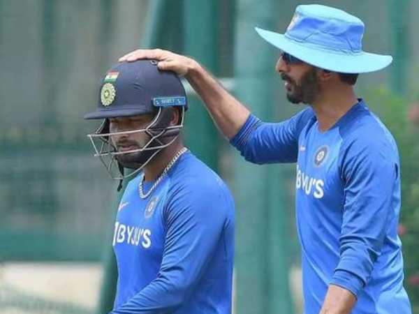  ఇద్దరూ ఉండాల్సిందే..