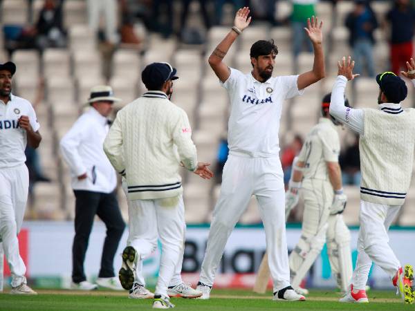  ఆధిక్యతలో బ్లాక్ క్యాప్స్