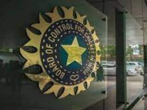 ఆటగాళ్లను పంపించలేం..