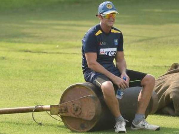  బ్యాటింగ్ కోచ్‌కి పాజిటివ్‌: