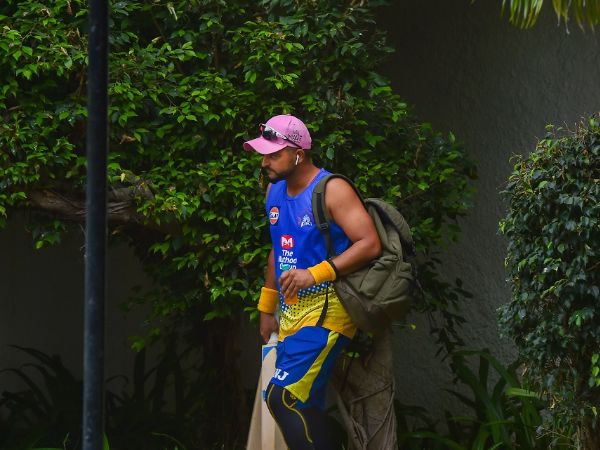  'స్పిన్ అండ్ అదర్ టర్న్' బుక్‌లో..