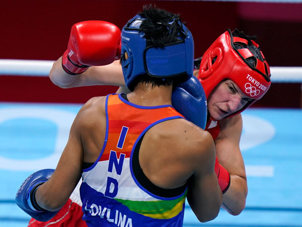 మూడో బాక్సర్‌గా..