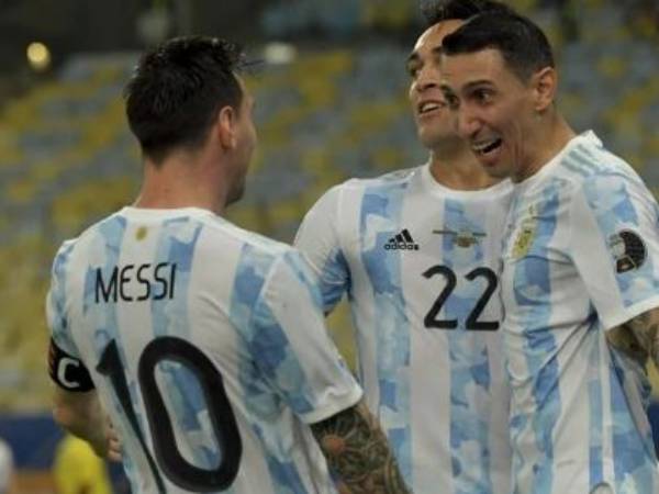  కన్నీటీ పర్యంతమైన మెస్సీ-నెయ్‌మర్..