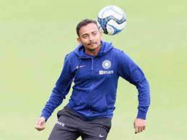 దుమ్మురేపిన షా..