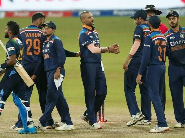 ధావన్‌ది పూర్ కెప్టెన్సీ: