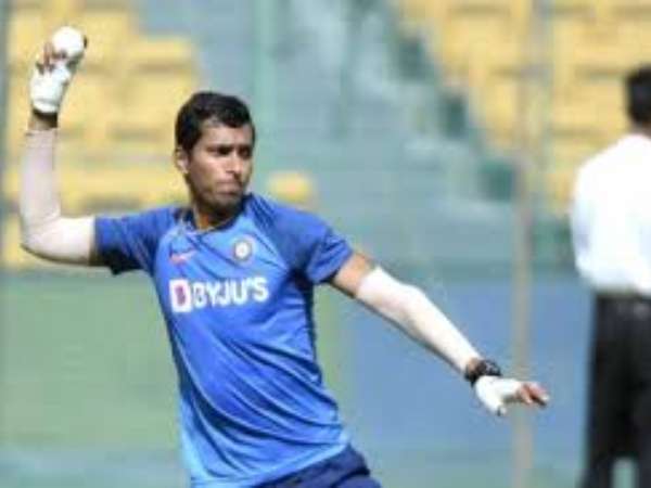 సైనీకి గాయం: