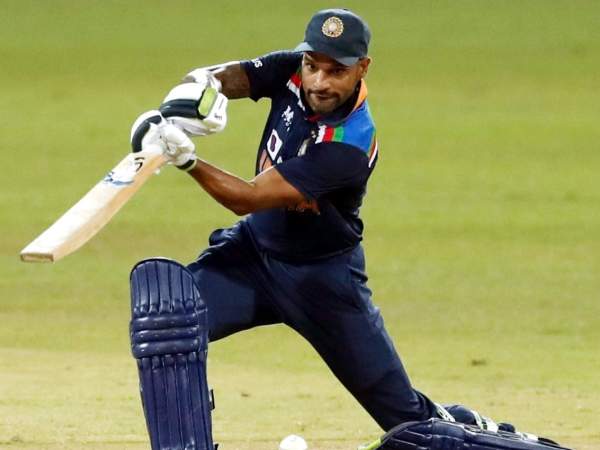 బ్యాట్స్‌మన్ కొరత