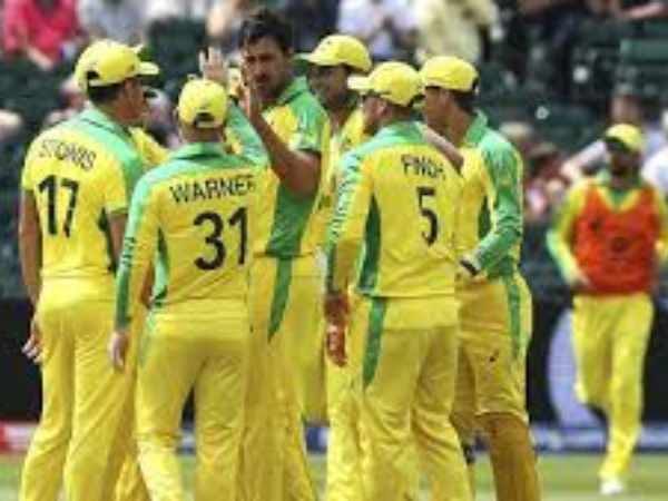 ఆదుకున్న లోయర్ ఆర్డర్..