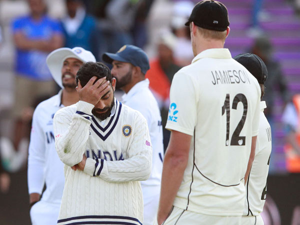 8 వికెట్లతో చిత్తు..