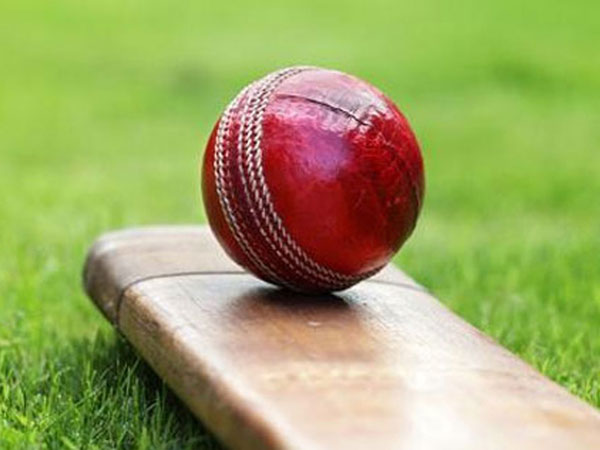 సైక్లింగ్ మైదానంలో మ్యాచ్..