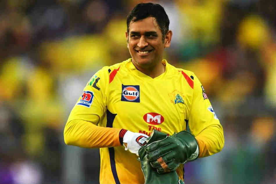 A die-hard MS Dhoni Fan ‘walks’ 1,400km to meet his idol A die-hard MS Dhoni Fan ‘walks’ 1,400km to meet his idol