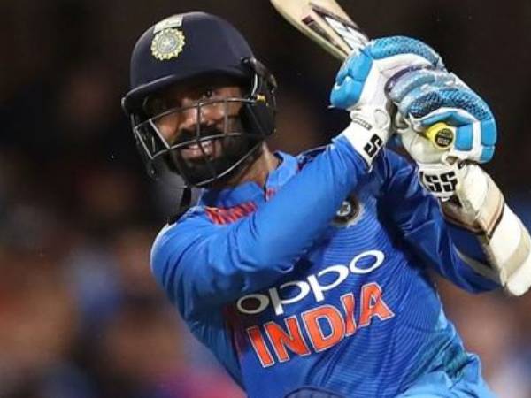 నువ్ మాట్లాడేవి అవన్నీ అబద్దాలే: