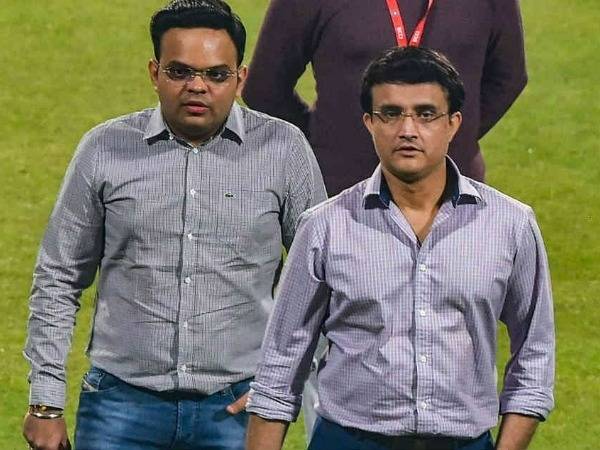 8 టీమ్‌లతో...