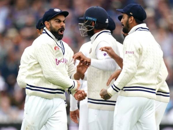  ఐపీఎల్‌తో బూట్లు నాకుతున్నారు..