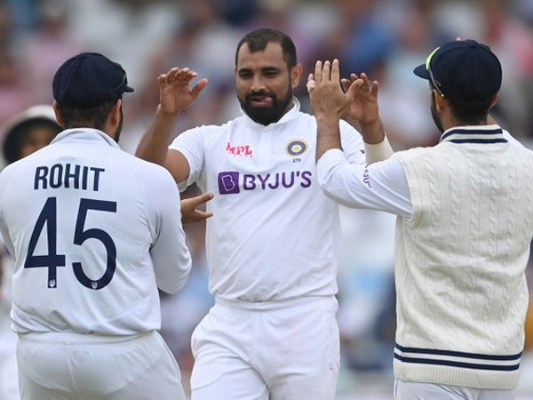 ఇంగ్లండ్ 1/2 ఇంగ్లండ్ 1/2