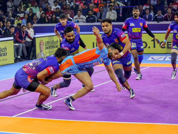 8 టీమ్స్..