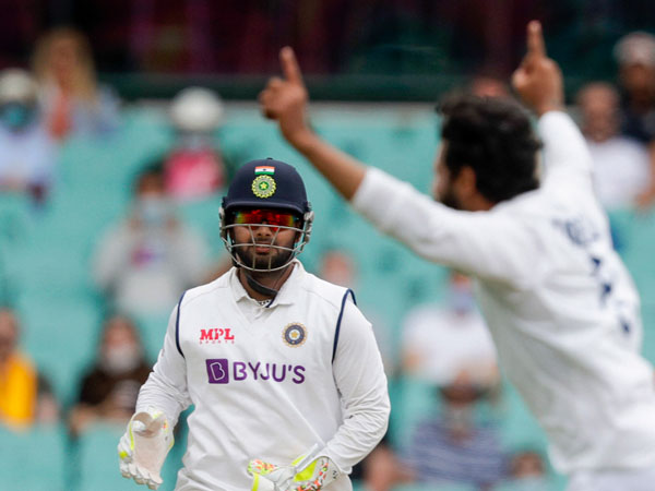 జడేజా ఔట్