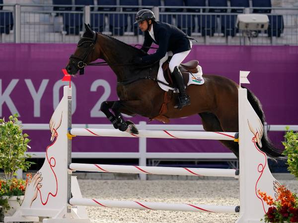 ప్చ్.. గుర్రపు స్వారీలోనూ దక్కని మెడల్..