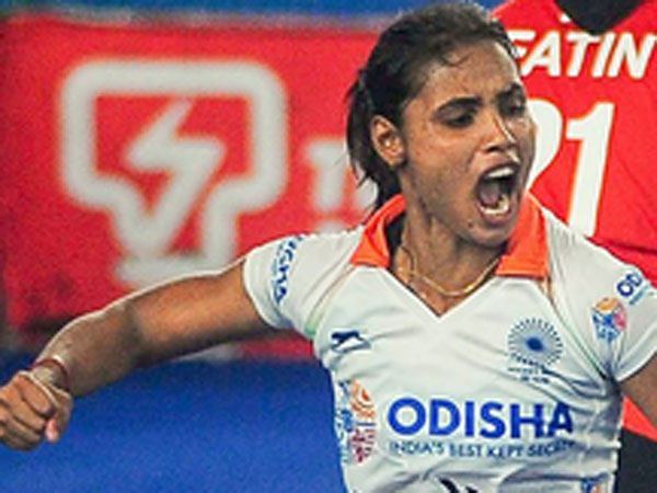 దళిత సంఘాల మద్దతు