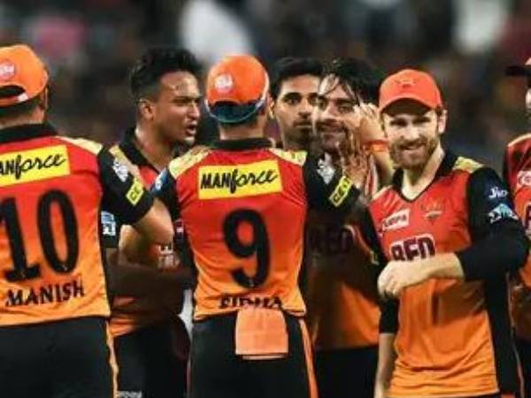 సూపర్ బౌలింగ్.. సూపర్ బౌలింగ్..