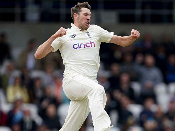 ఓవర్టన్ ఔట్