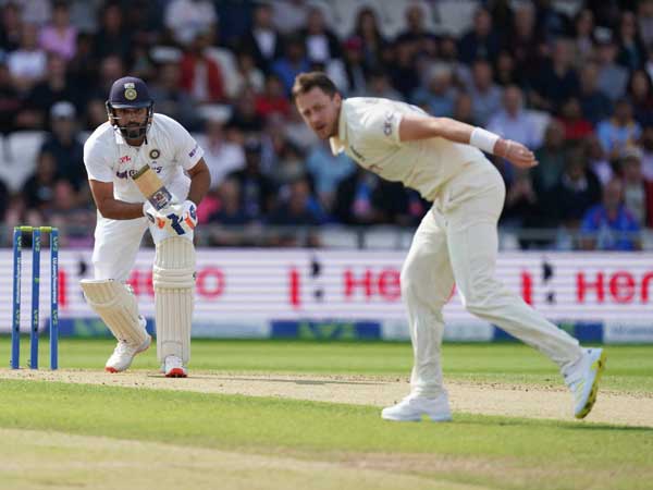 కోచ్‌లకు కరోనా: 