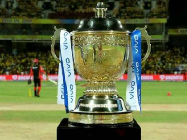 టీమిండియా మాజీలకు చోటు: