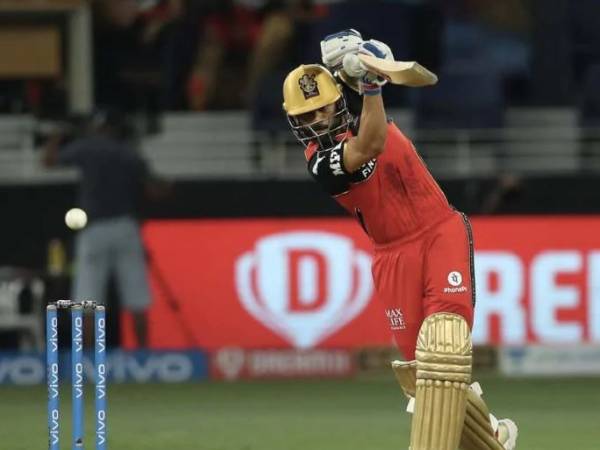  కోహ్లీ అరుదైన ఘనత: