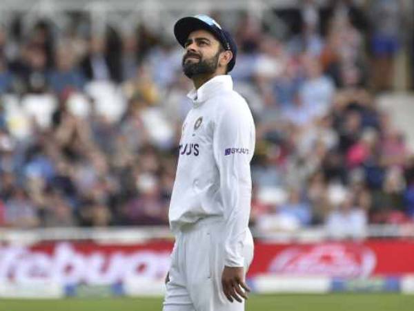 వోక్స్‌ అర్ధ శతకం: