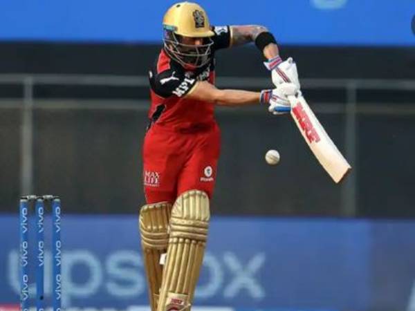  కోహ్లీ ఔటవడంతో: