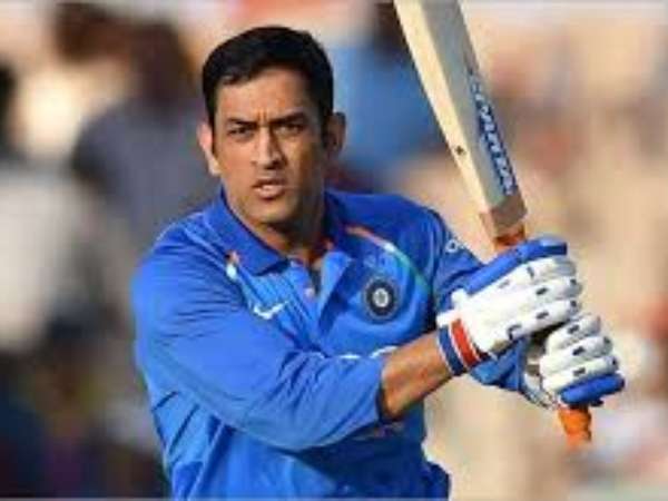 మిగిలిన క్రికెటర్లతోనూ..