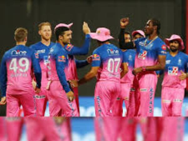 హెడ్ టు హెడ్ రికార్డ్స్: