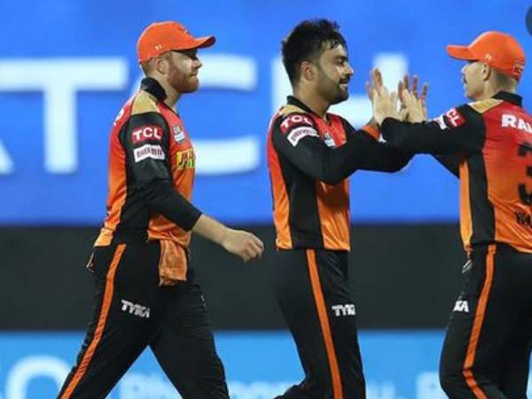 రషీద్‌ ఖాన్‌ మినహా: