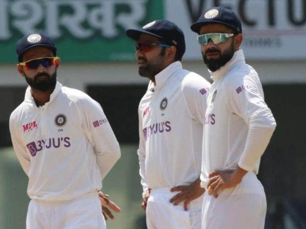 ఇద్దరి కోసం ప్రత్యేక విమానం..