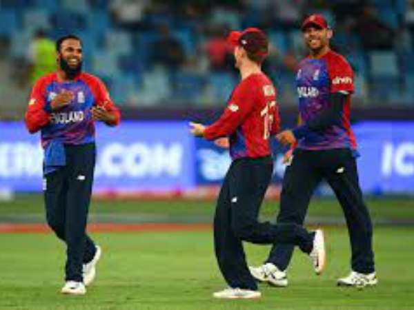 పిచ్ అండ్ హెడ్ టు హెడ్ రికార్డ్స్: