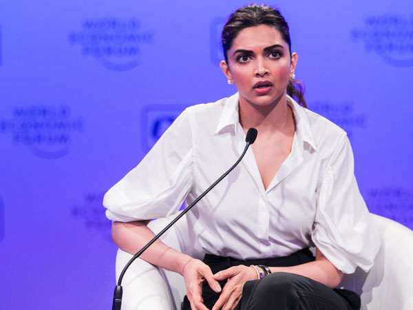 దీపికా బ్యాడ్మింటన్ ప్లేయర్..