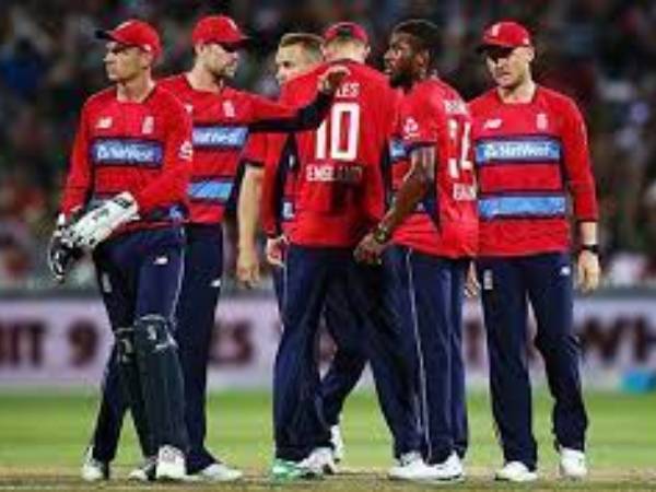 విధ్వంసకర వీరులున్నా..?