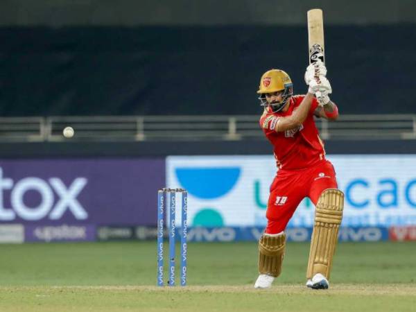 రాహుల్ ఫిఫ్టీ..