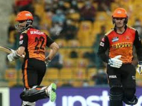  ఆదుకున్న రాయ్‌: